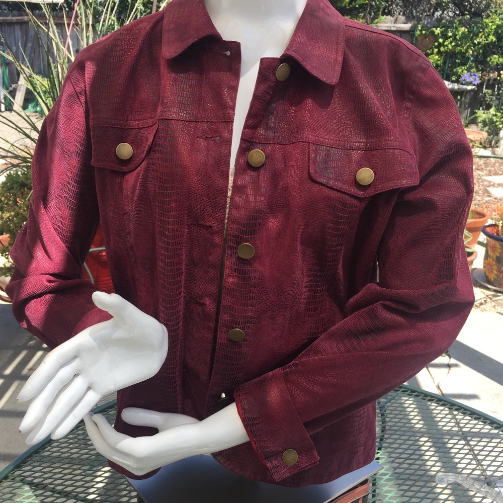 Maroon 2-way zip, collared jacket